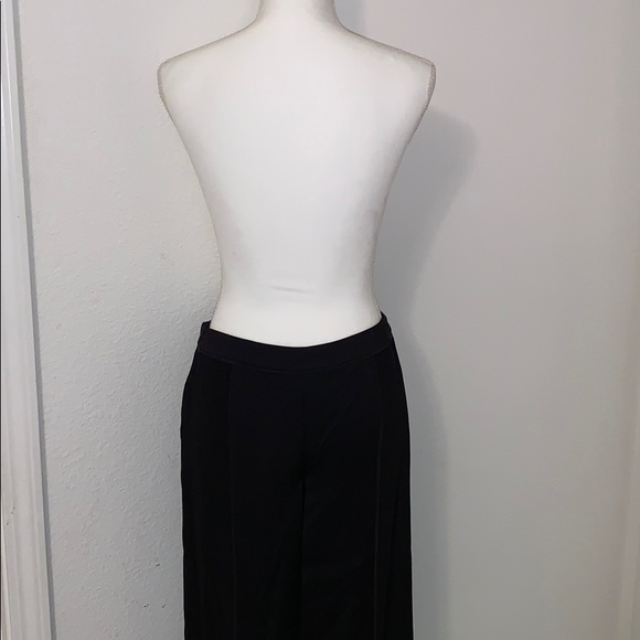 BCBG Gaucho Pants - Picture 5 of 10